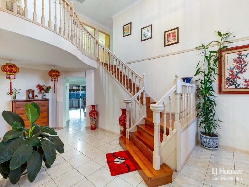 27 Azalea Crescent, Calamvale QLD 4116