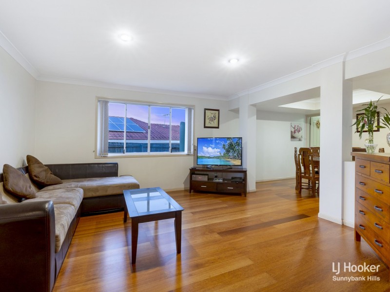 27 Azalea Crescent, Calamvale QLD 4116