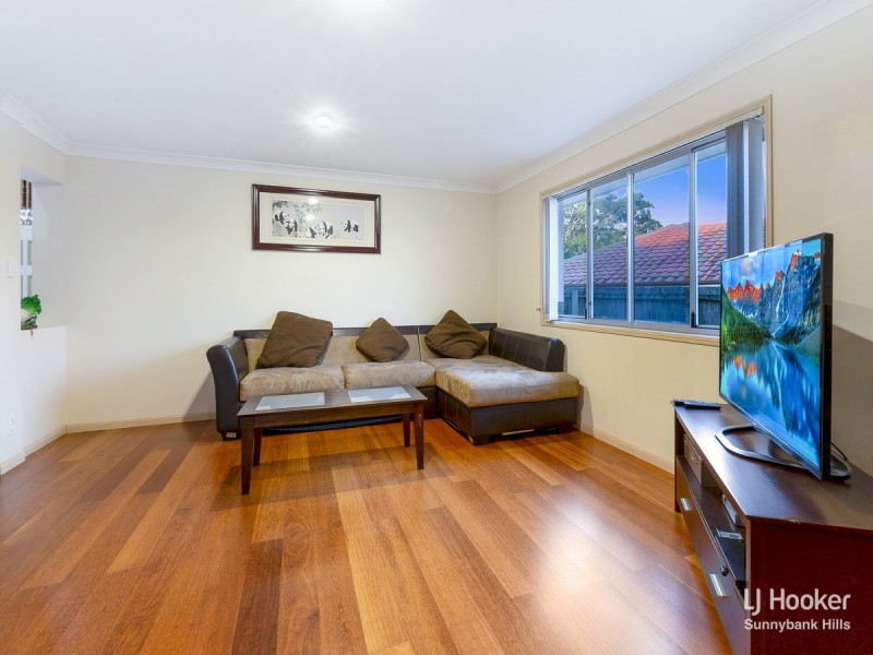 27 Azalea Crescent, Calamvale QLD 4116