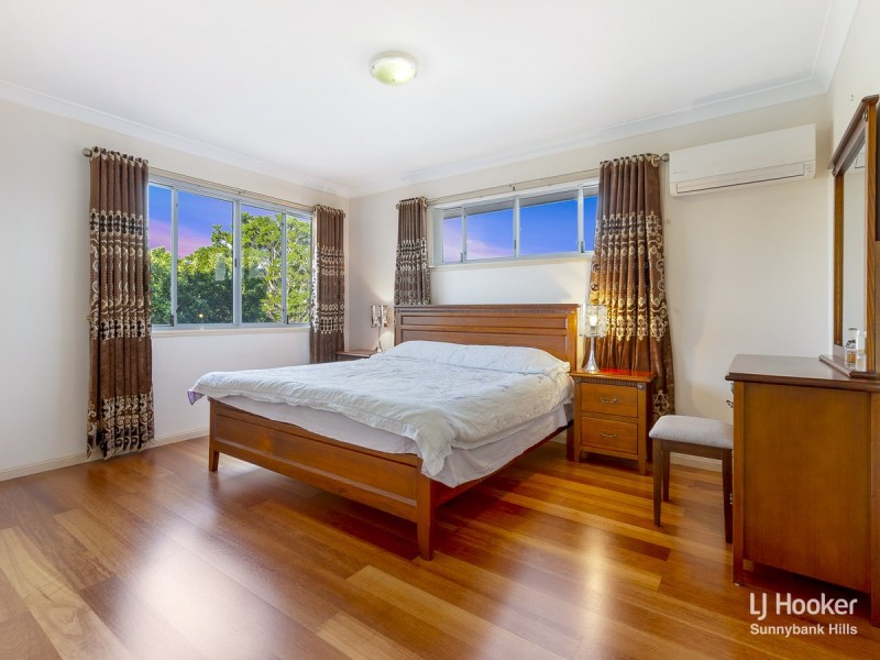 27 Azalea Crescent, Calamvale QLD 4116