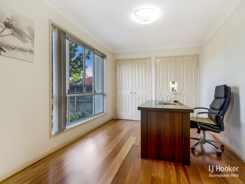 27 Azalea Crescent, Calamvale QLD 4116