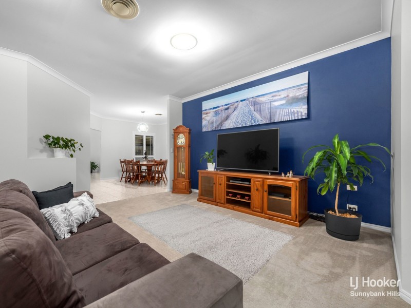 9 Mockingbird Court, Wishart QLD 4122