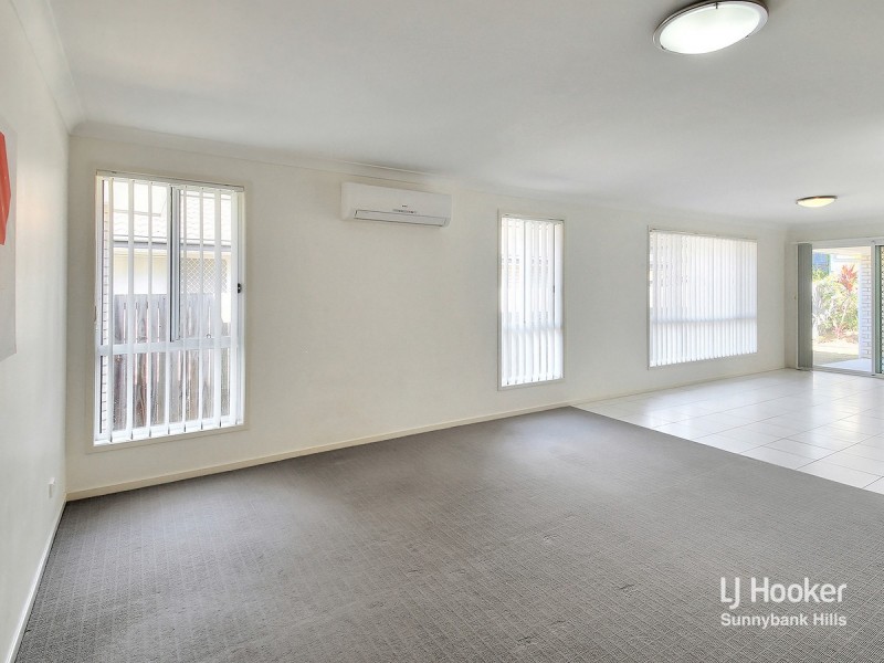 3 Penfolds Court, Holmview QLD 4207