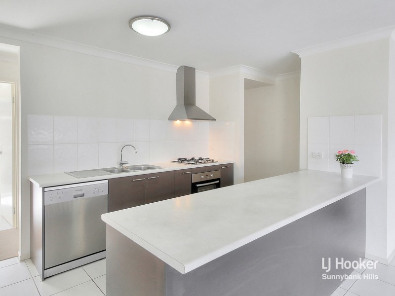 3 Penfolds Court, Holmview QLD 4207