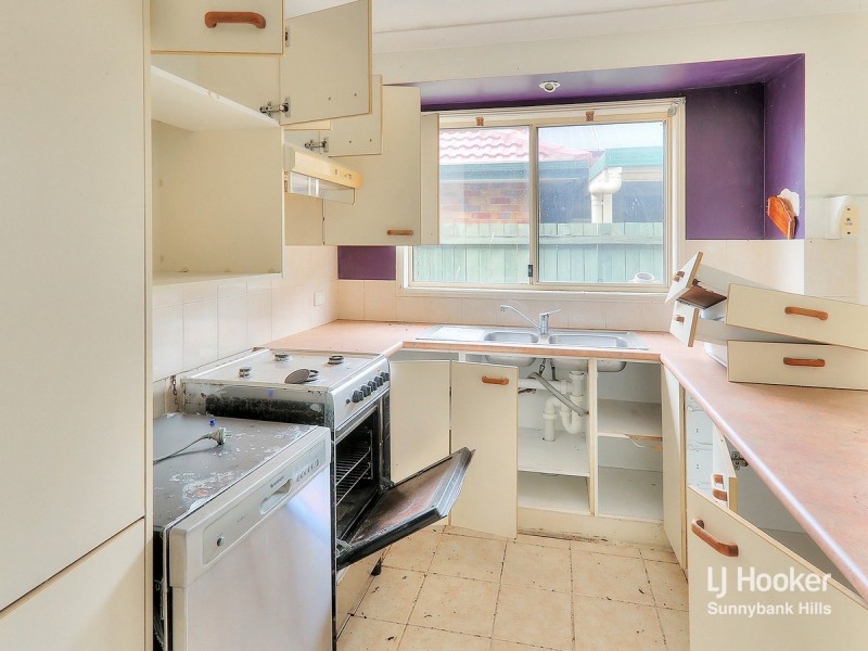 24 Benbek Circuit, Sunnybank Hills QLD 4109