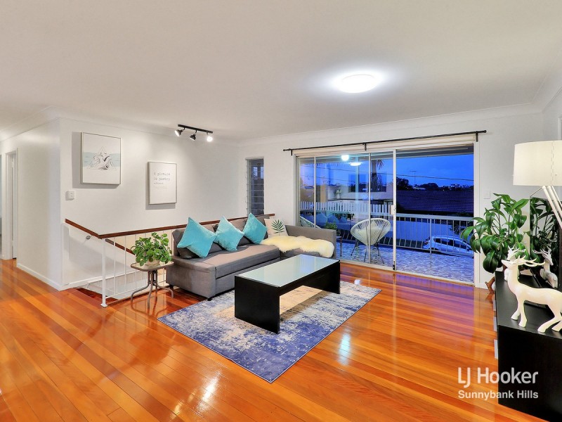 6 Strathairlie Square, Macgregor QLD 4109