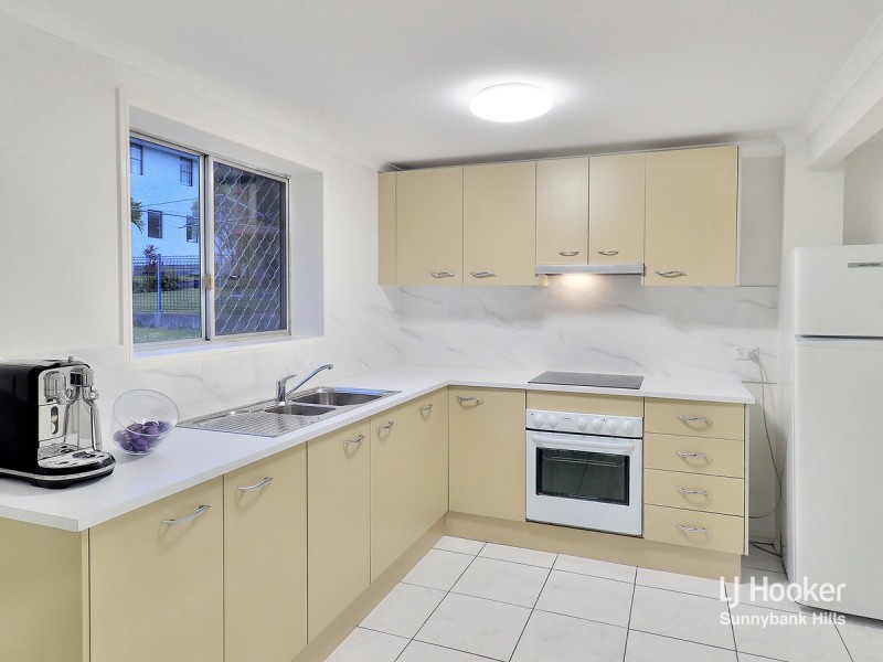 6 Strathairlie Square, Macgregor QLD 4109
