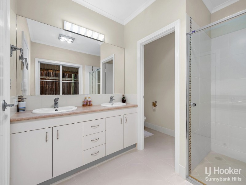 6 Watervale Place, Calamvale QLD 4116