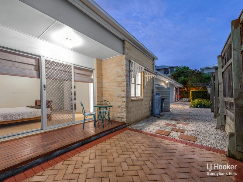 6 Watervale Place, Calamvale QLD 4116