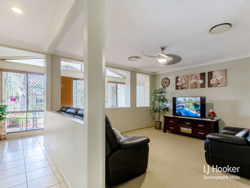 4 Bunya Court, Parkinson QLD 4115