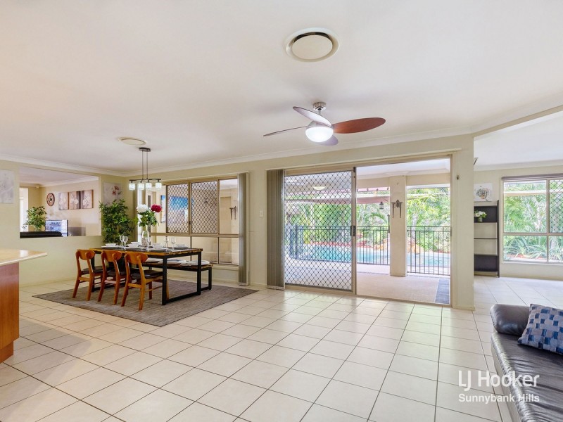 4 Bunya Court, Parkinson QLD 4115