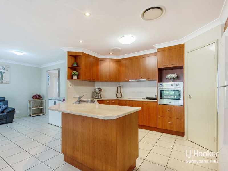 4 Bunya Court, Parkinson QLD 4115