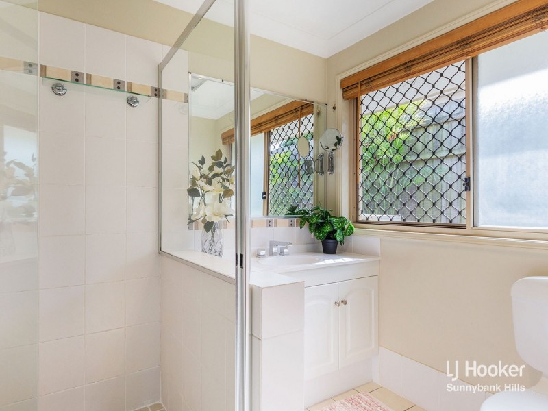 4 Bunya Court, Parkinson QLD 4115