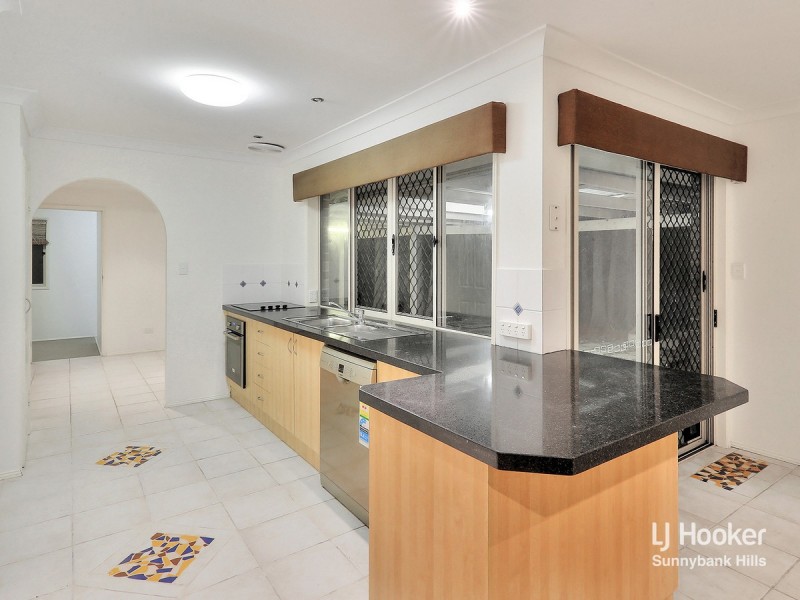 126 Goorari Street, Eight Mile Plains QLD 4113