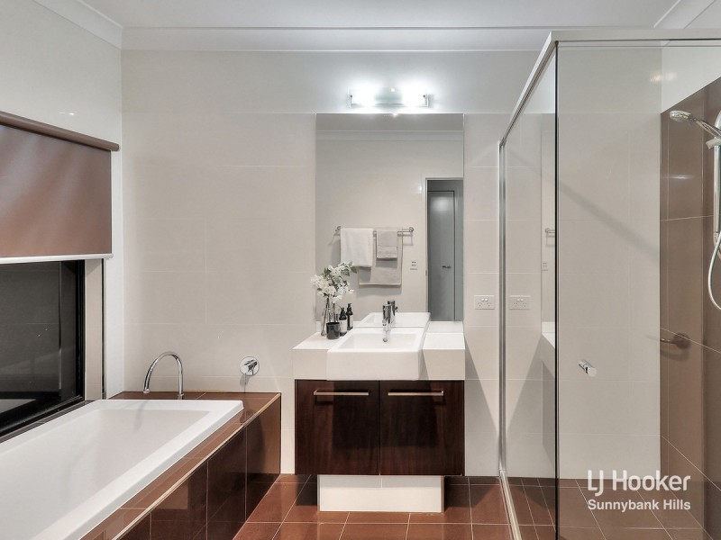 9 Collett Street, Eight Mile Plains QLD 4113