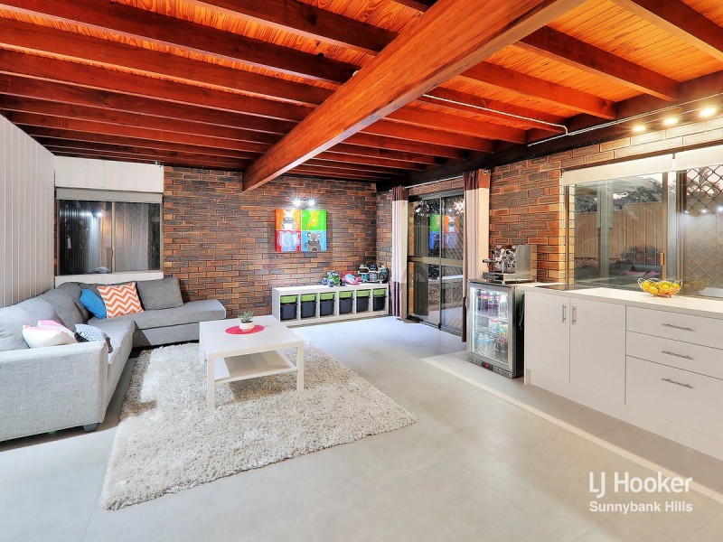 39 Pompadour Street, Sunnybank Hills QLD 4109