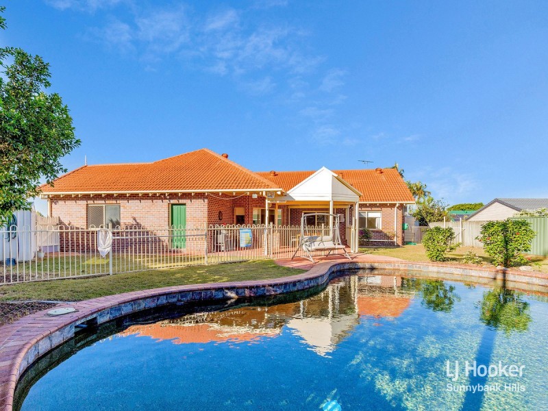 8 Gilgai Close, Parkinson QLD 4115