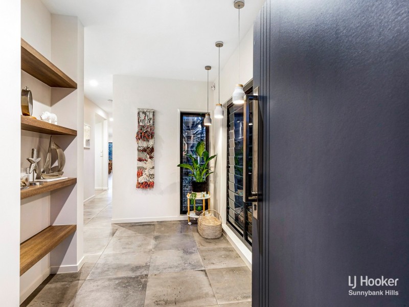 8 Obrist Place, Rochedale QLD 4123