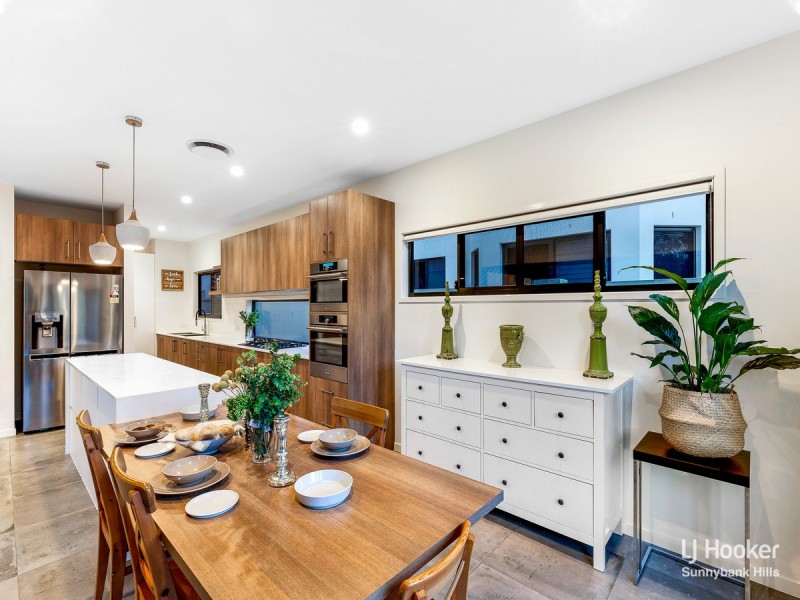 8 Obrist Place, Rochedale QLD 4123