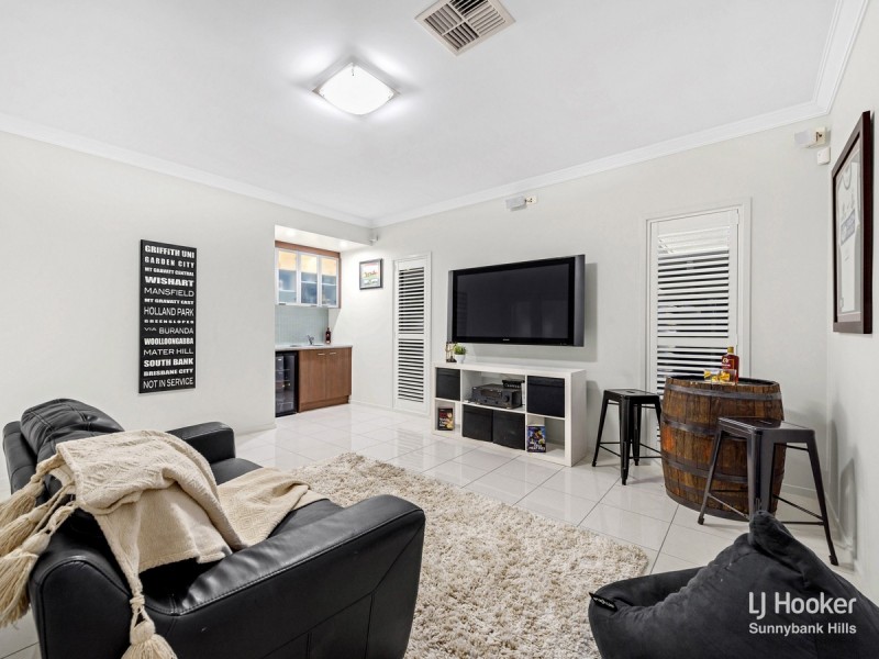 69 Craig Street, Wishart QLD 4122