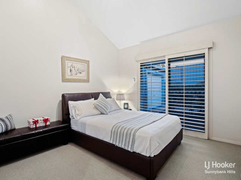 8 Narell Court, Sunnybank Hills QLD 4109
