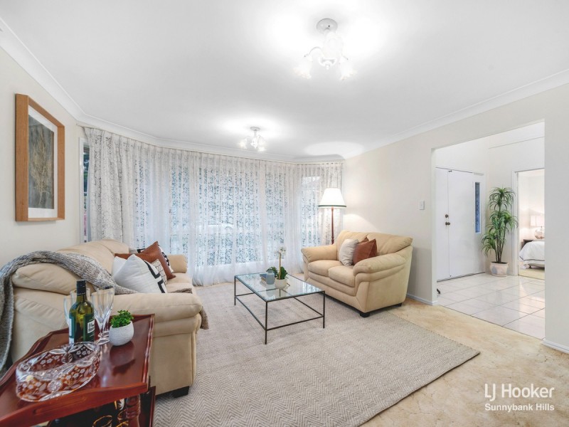 11 Magenta Place, Wishart QLD 4122