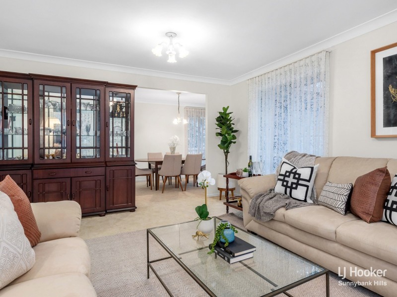 11 Magenta Place, Wishart QLD 4122