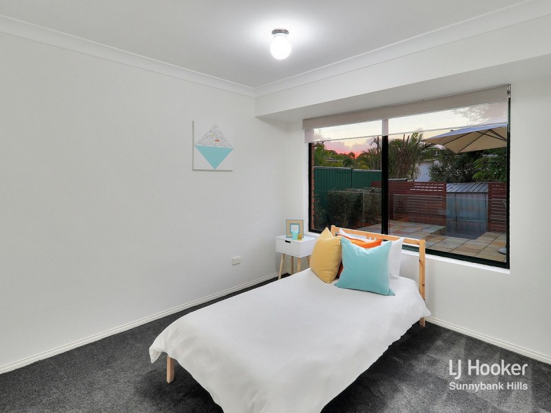 1 Matisse Place, Mackenzie QLD 4156