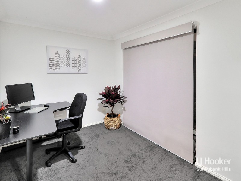 1 Matisse Place, Mackenzie QLD 4156