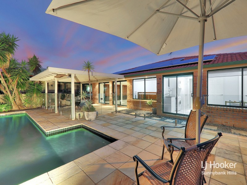 1 Matisse Place, Mackenzie QLD 4156
