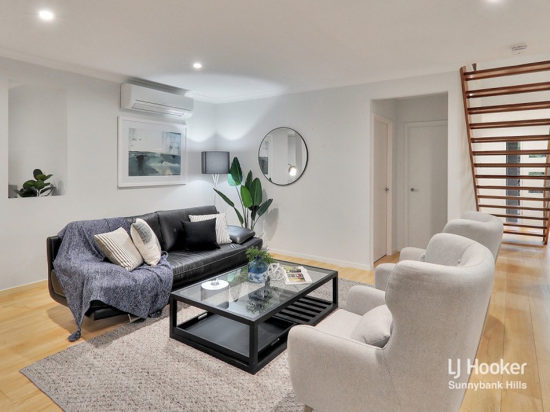 19 Ellendale Circuit, Eight Mile Plains QLD 4113