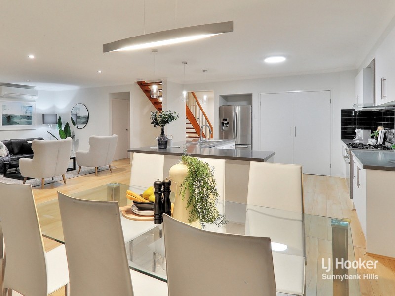 19 Ellendale Circuit, Eight Mile Plains QLD 4113