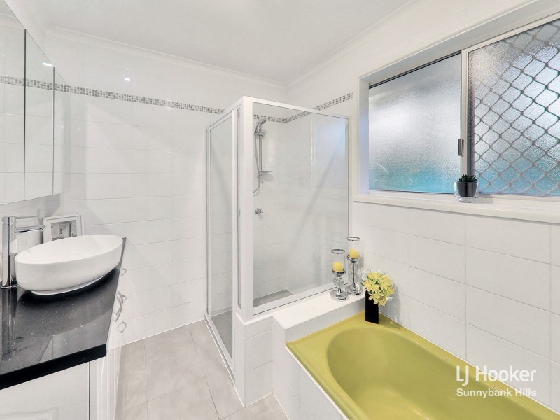 3 Wistaria Street, Sunnybank Hills QLD 4109
