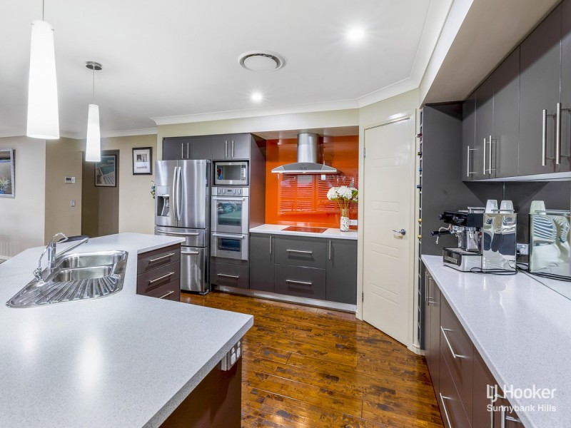 15 Innaminka Place, Parkinson QLD 4115