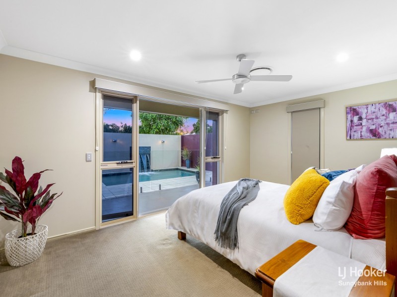 15 Innaminka Place, Parkinson QLD 4115