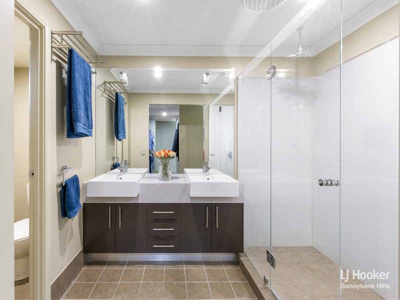 15 Innaminka Place, Parkinson QLD 4115