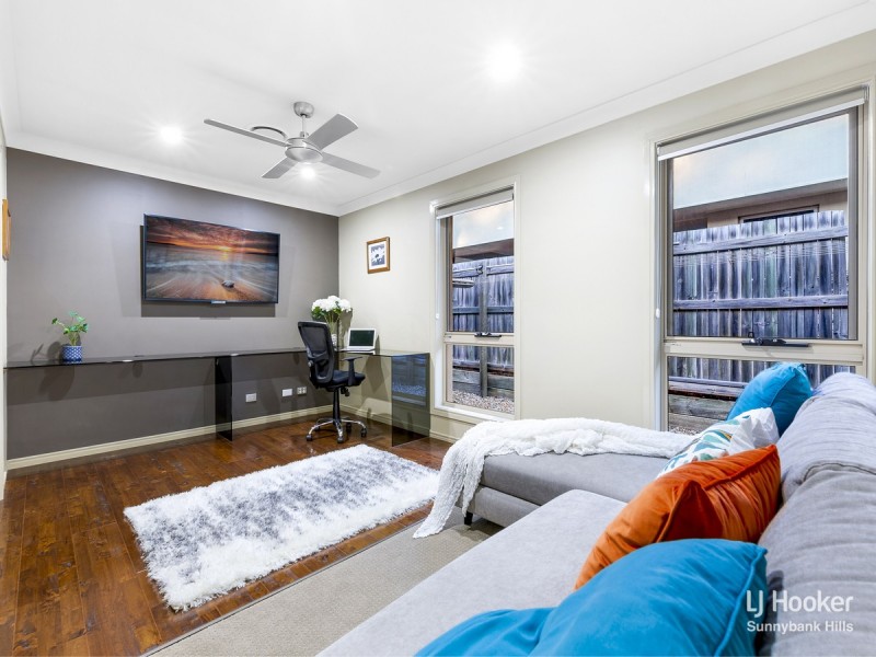 15 Innaminka Place, Parkinson QLD 4115