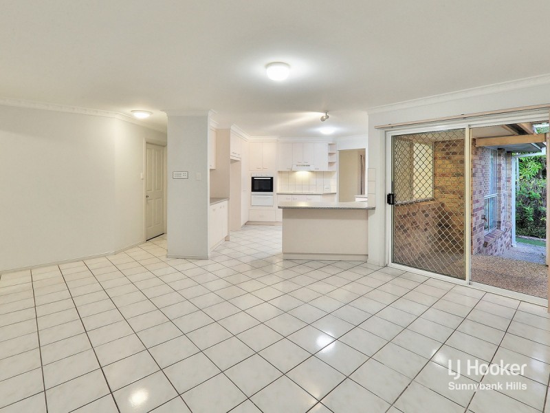 26 Eden Elm Street, Calamvale QLD 4116