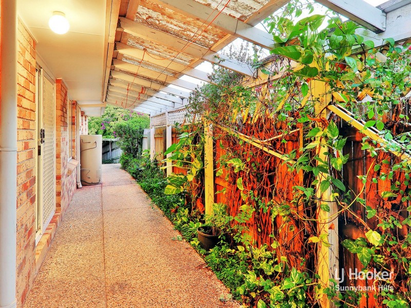 26 Eden Elm Street, Calamvale QLD 4116