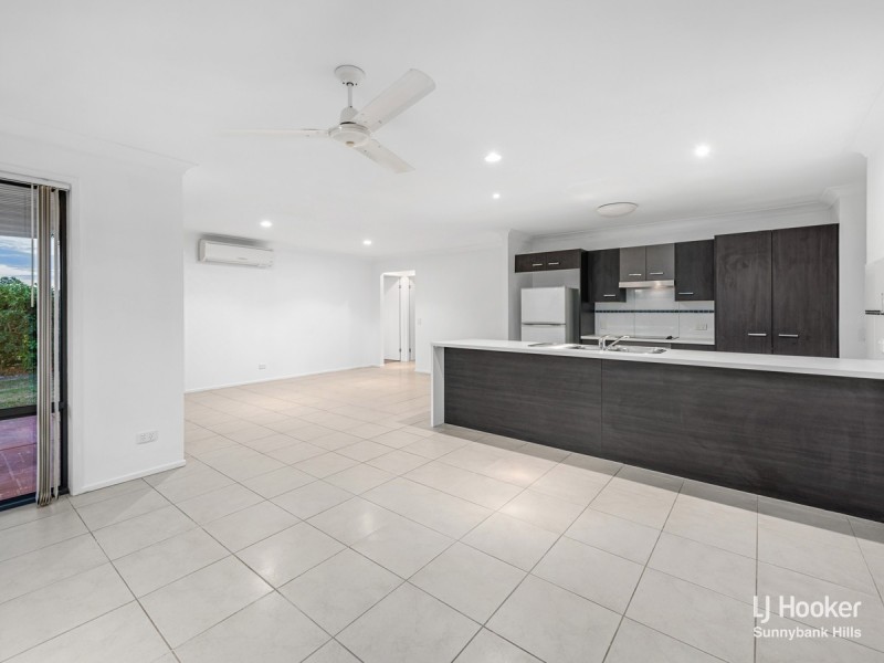 10 Mimosa Street, Parkinson QLD 4115