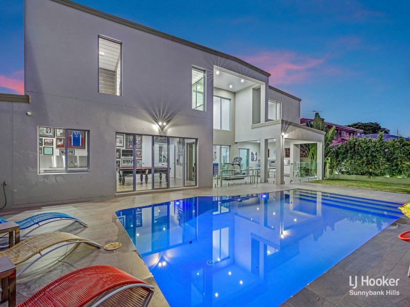 5 Burmel Street, Robertson QLD 4109