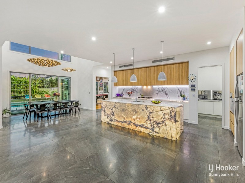 5 Burmel Street, Robertson QLD 4109