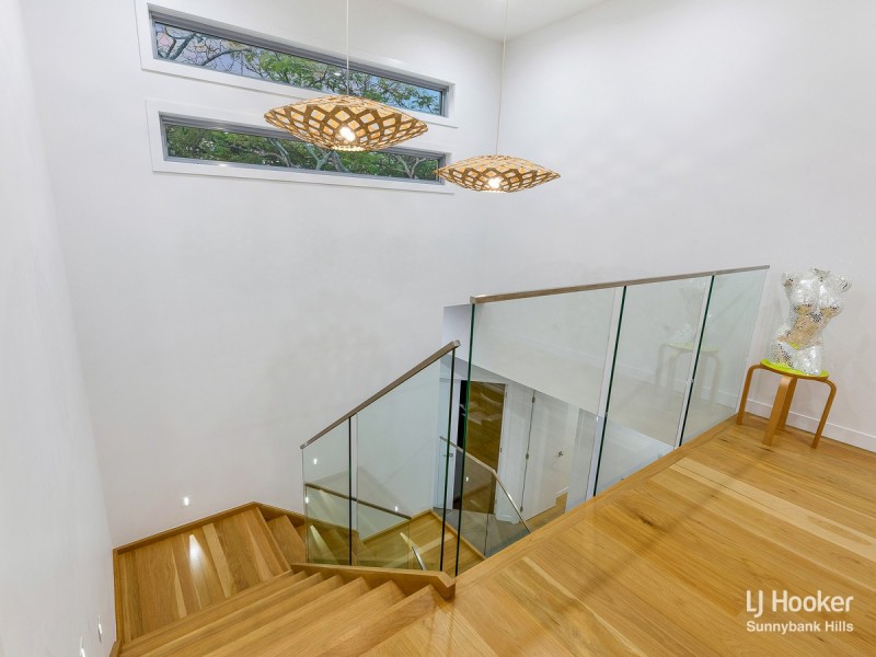 5 Burmel Street, Robertson QLD 4109