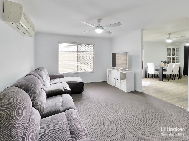 78 Watarrka Drive, Parkinson QLD 4115