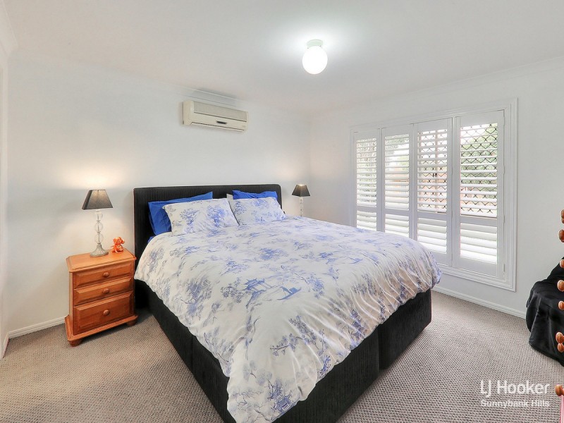 78 Watarrka Drive, Parkinson QLD 4115