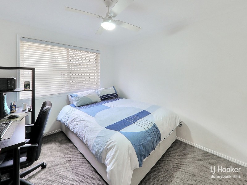 78 Watarrka Drive, Parkinson QLD 4115