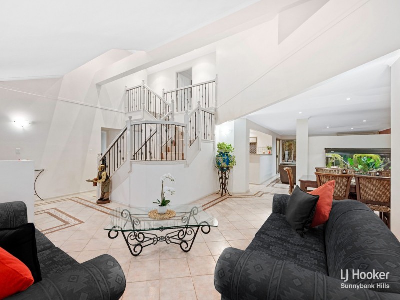 1 Lindeman Place, Eight Mile Plains QLD 4113