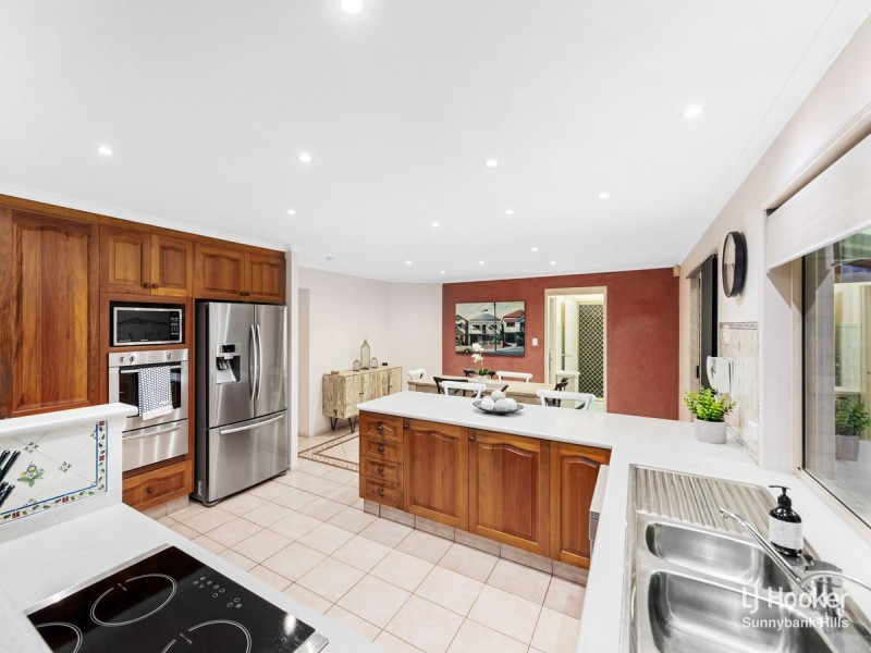 1 Lindeman Place, Eight Mile Plains QLD 4113