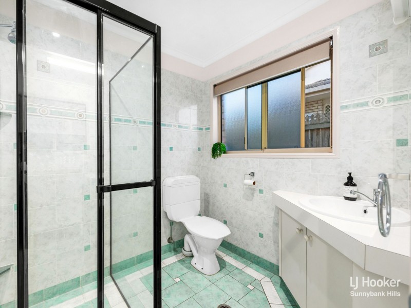 1 Lindeman Place, Eight Mile Plains QLD 4113