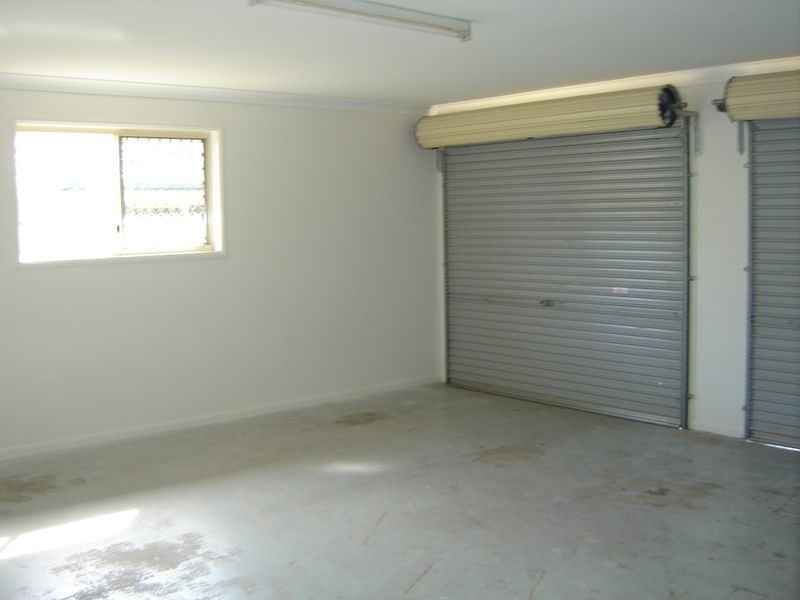 8 Cowper Place, Coopers Plains QLD 4108